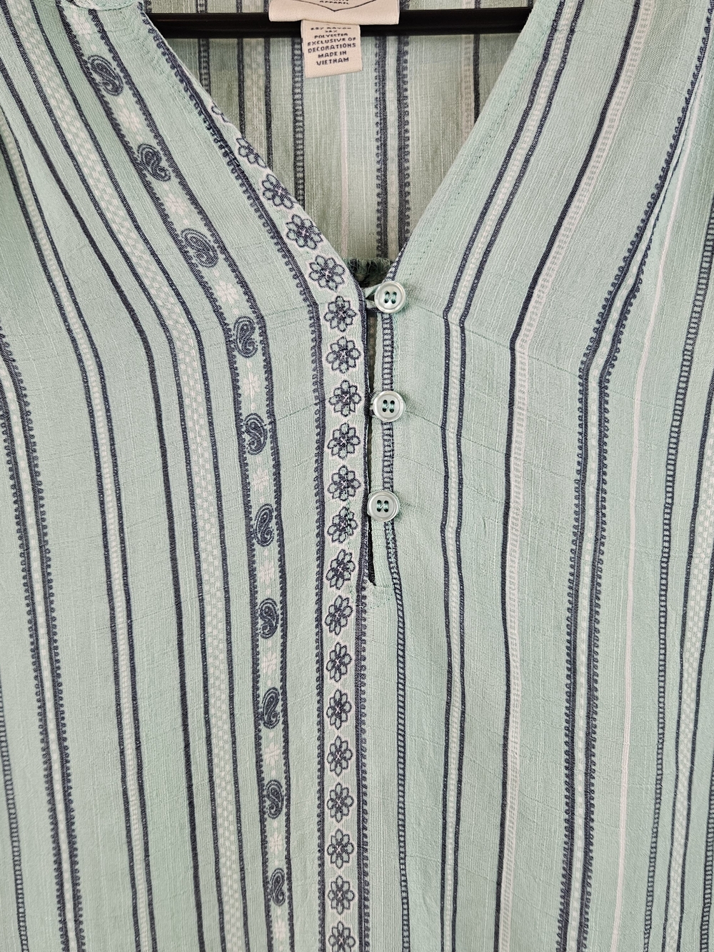 St. John's Bay XL Mint Green Sleeveless Henley Boho Top Stripe Floral Hem - Picture 6 of 16
